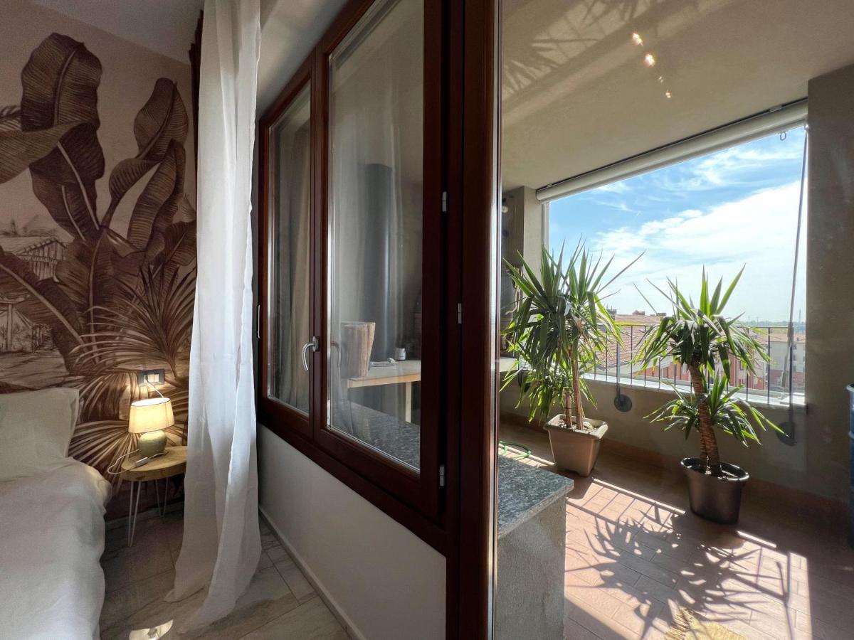 Holy-Day Rooms Milano Exterior photo